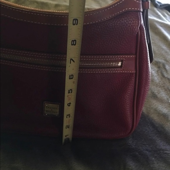 Dooney and Bourke crossbody - Picture 4 of 7